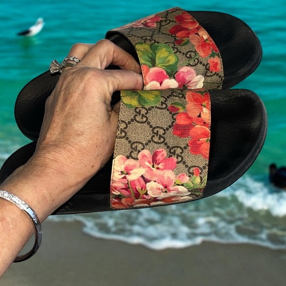 Gucci Bloom Slides 9.5-10 - Picture 6 of 8